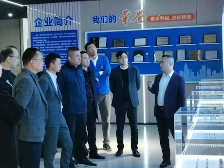 Chairman Yang Xiaojing visited Zhejiang Taizhou A-Crystal